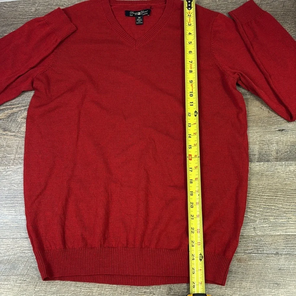 Pronto Uomo Men’s Extra Fine Merino Wool V-Neck Sweater -Red Size Medium